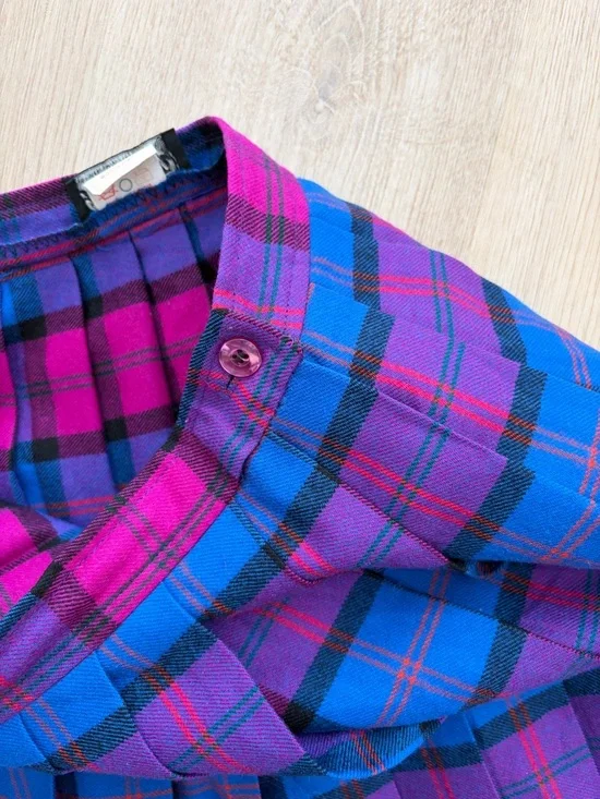 Vintage Wool Pleated Midi Skirt in Blue and Purple Plaid Size Small - Picture 3 of 7